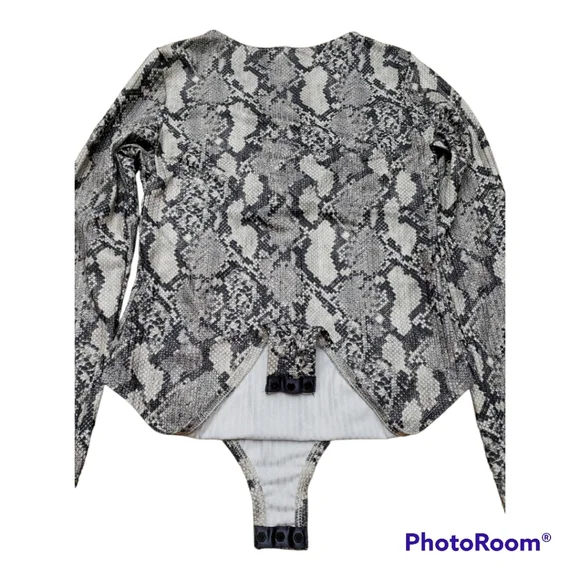 H&M Snake skinned pattern Body Suit - Picture 4 of 5